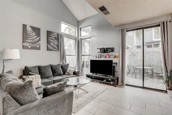 $318,800 | 4979 Strauss Drive, Las Vegas, NV 89146