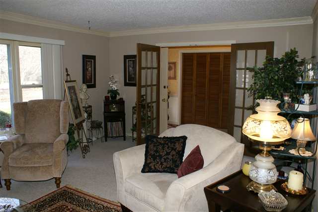 709 Taylor Road Greer, SC 29651 - Photo 8 of 25