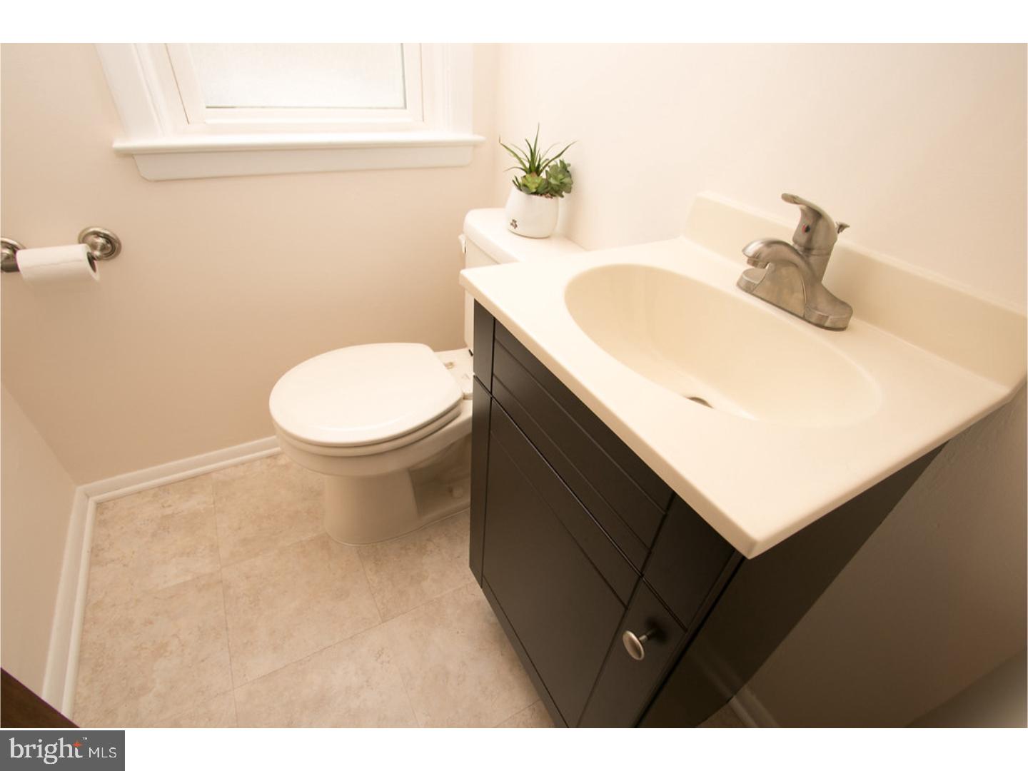 208 Stull Road Ridley Park, PA 19078 - Photo 7 of 23 Half Bath
