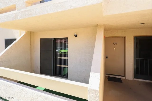 $150,000 | 3811 Desert Marina Drive, Unit 125, Laughlin, NV 89029