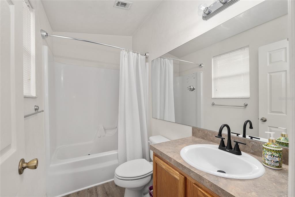 3960 Southwest 20th Avenue, Unit 1010 Gainesville, FL 32607 - Photo 28 of 34