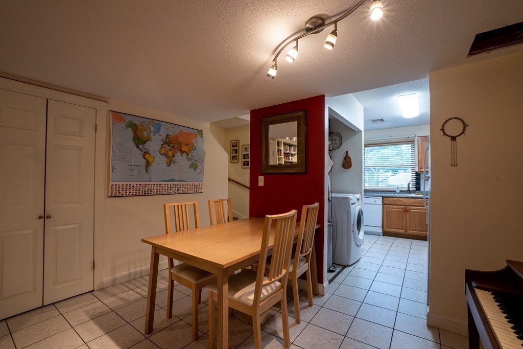 121 Northridge Road, Unit 121 Beverly, MA 01915 - Photo 9 of 13 Gallery Image 9
