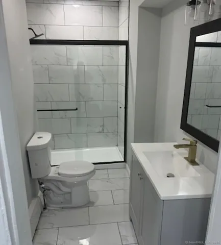 $2,175 | 19 Warren Street, Hartford, CT 06120