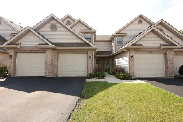 $2,500 | 1793 Grove Avenue, Schaumburg, IL 60193