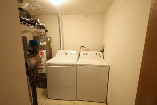 $2,500 | 1793 Grove Avenue, Schaumburg, IL 60193