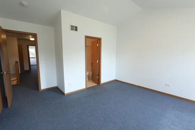 $2,500 | 1793 Grove Avenue, Schaumburg, IL 60193