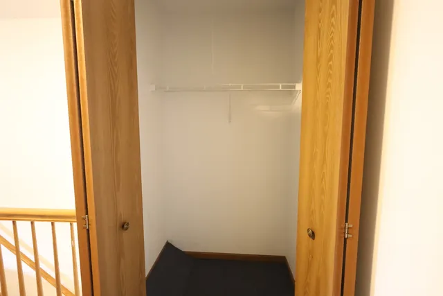 $2,500 | 1793 Grove Avenue, Schaumburg, IL 60193