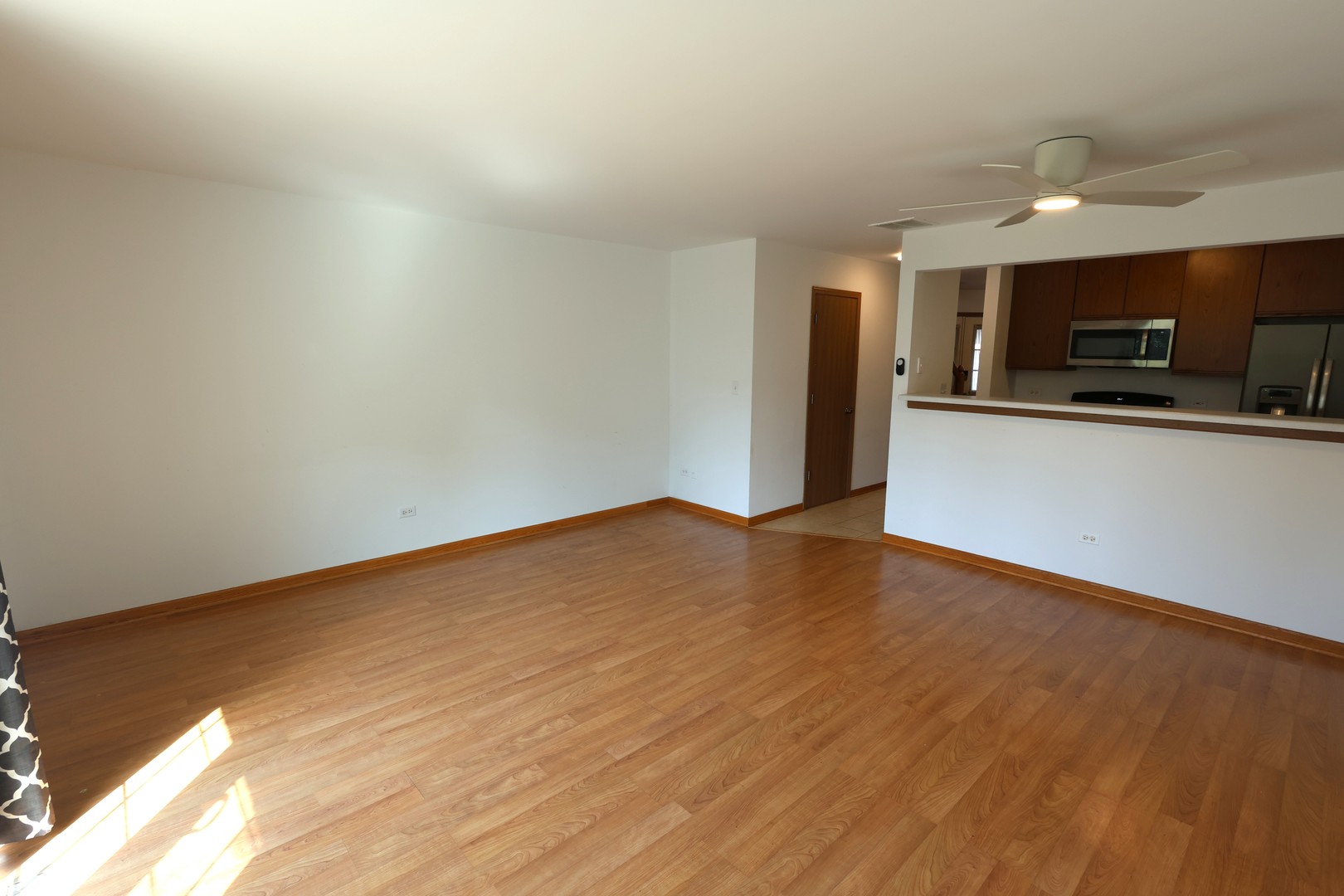 1793 Grove Avenue Schaumburg, IL 60193 - Photo 10 of 33