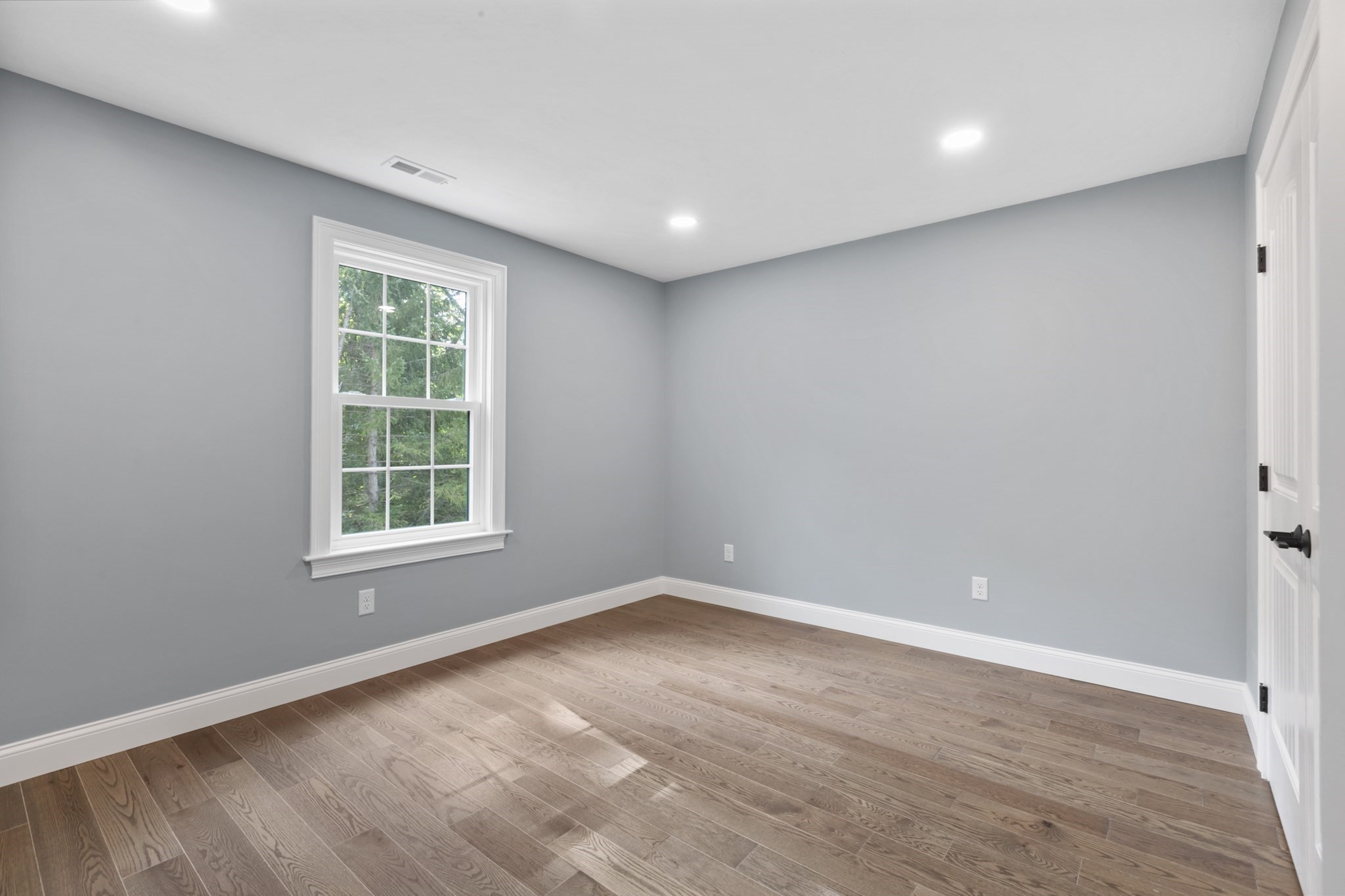 24 Cooper Road Webster, MA 01570 - Photo 35 of 39 Gallery Image 35