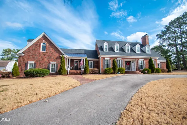 $874,900 | 5708 Castlebrook Drive, Raleigh, NC 27604
