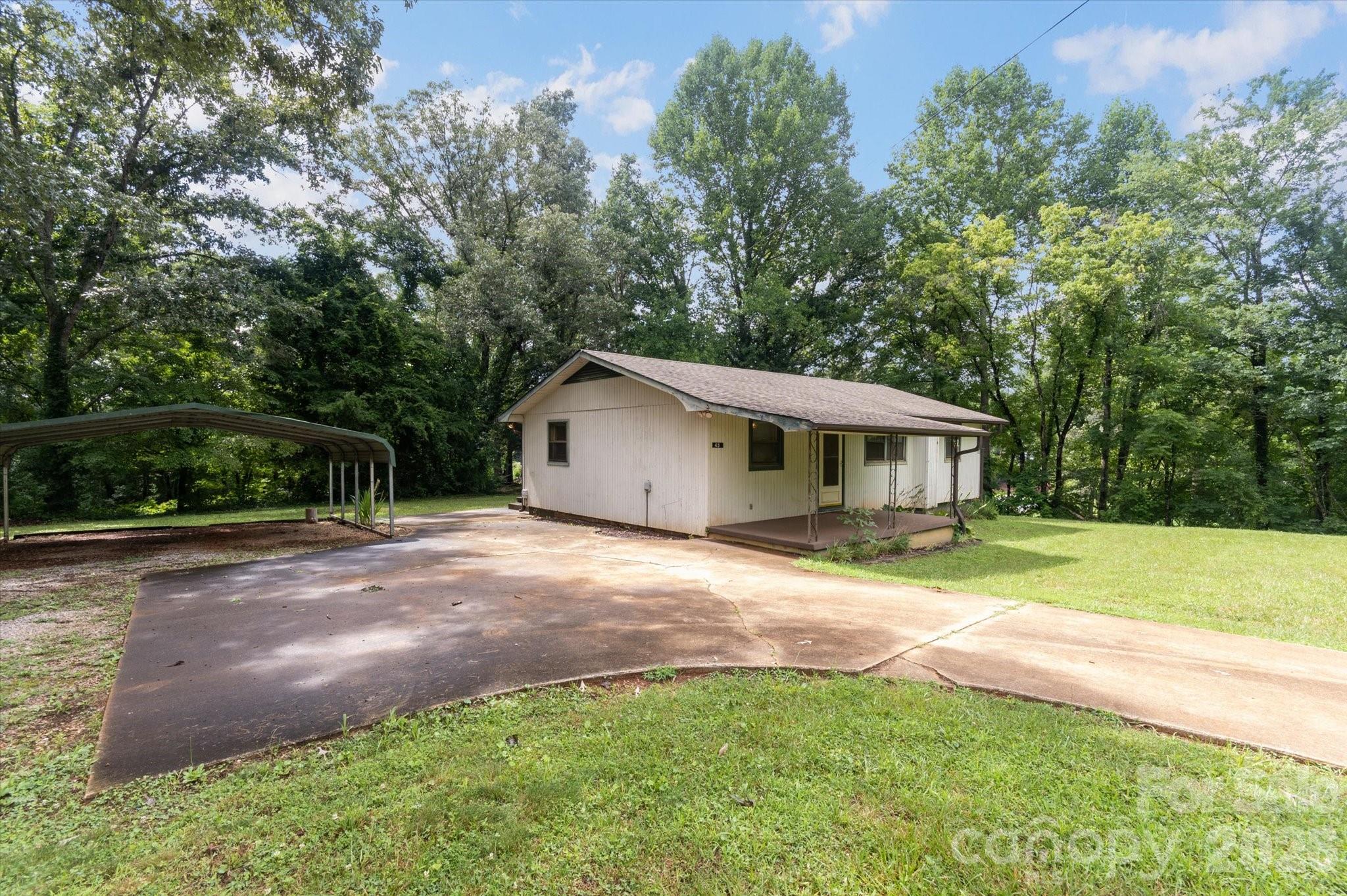 43 Open Valley Road Marion, NC 28752 - Photo 14 of 37