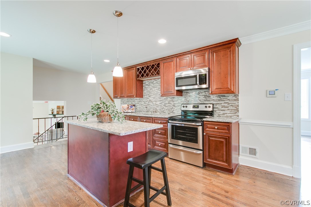 308 North Wilkinson Road Richmond, VA 23227 - Photo 10 of 24