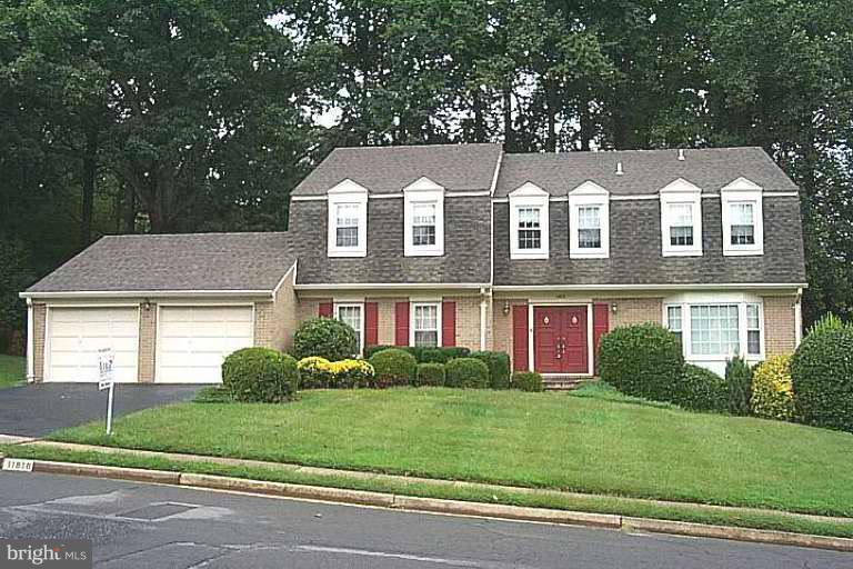 11818 Riders Lane Reston, VA 20191 - Photo 1 of 1 Exterior (Main)