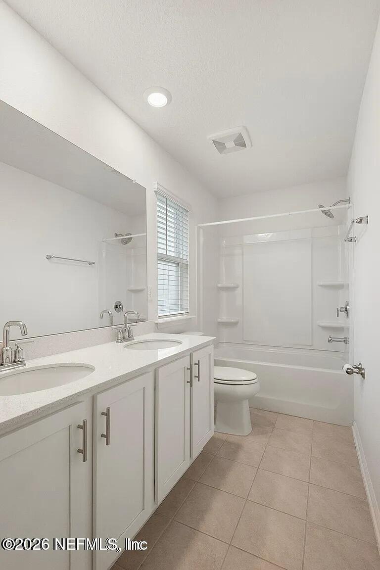 11865 Junegrass Road Jacksonville, FL 32258 - Photo 8 of 17 WhatsApp Image 2026-05-28 at 8.38.52 PM