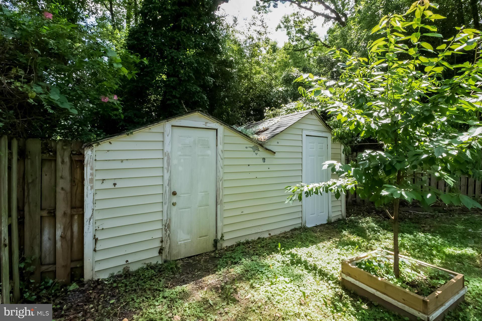 6113 Landover Road Cheverly, MD 20785 - Photo 23 of 29 Exterior (Rear)