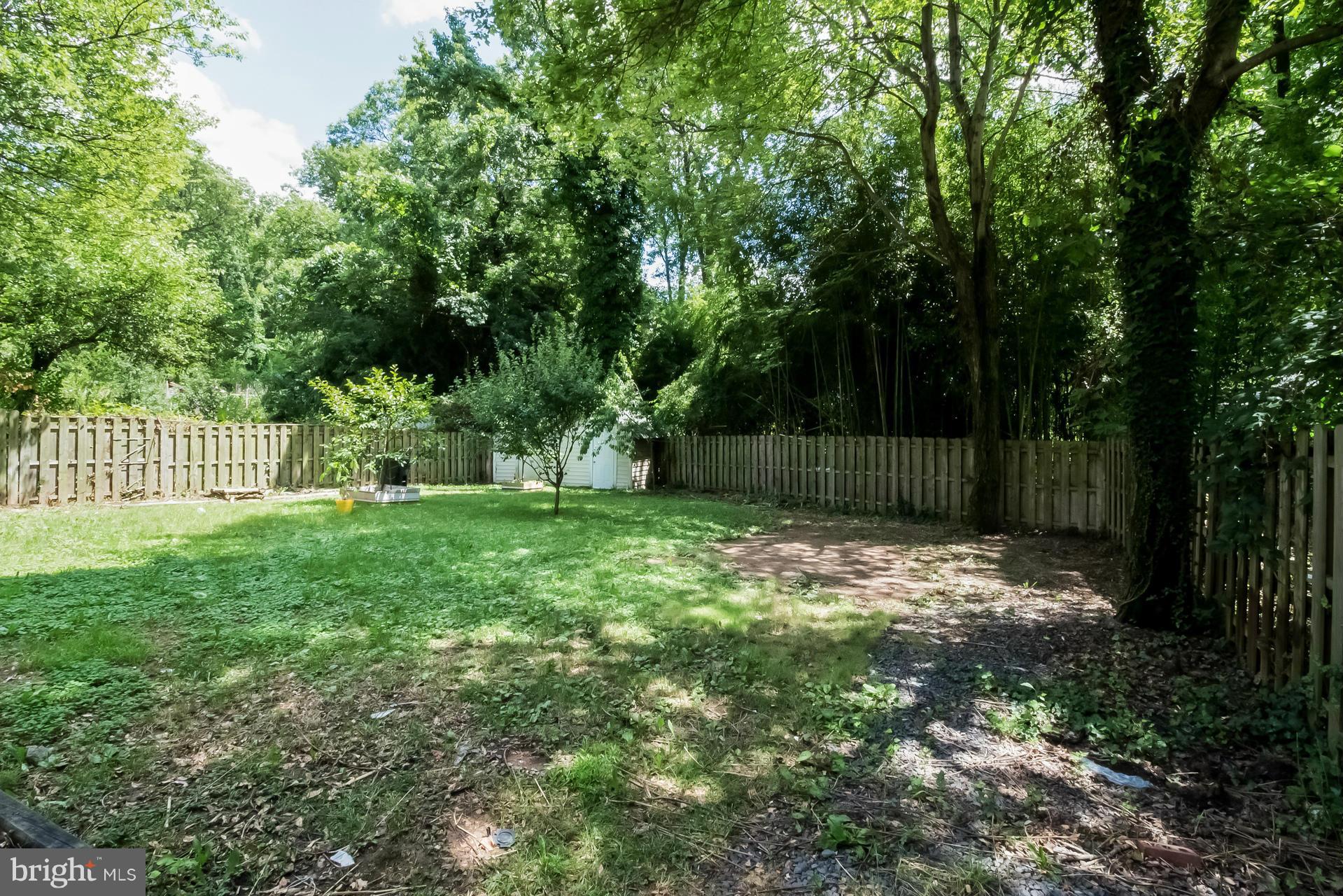 6113 Landover Road Cheverly, MD 20785 - Photo 26 of 29 Exterior (Rear)