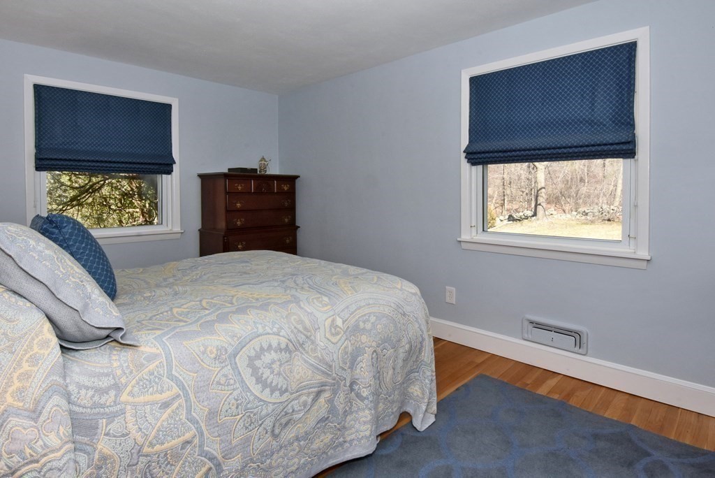 56 Reservoir Drive Danvers, MA 01923 - Photo 15 of 32