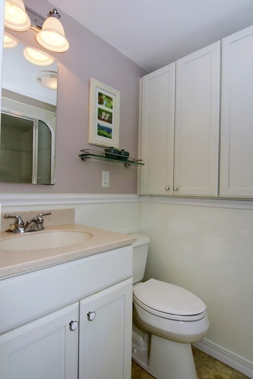 56 Reservoir Drive Danvers, MA 01923 - Photo 27 of 32