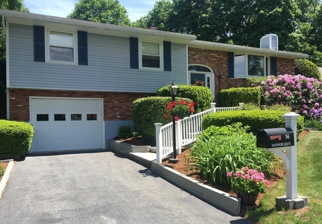 56 Reservoir Drive Danvers, MA 01923 - Photo 3 of 32