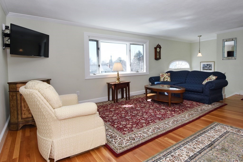 56 Reservoir Drive Danvers, MA 01923 - Photo 9 of 32