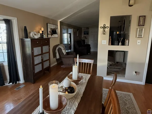 $389,000 | 251 Road 200, Emporia, KS 66801