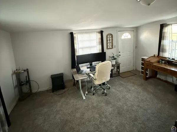 $389,000 | 251 Road 200, Emporia, KS 66801