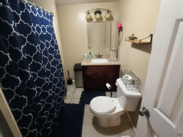 $389,000 | 251 Road 200, Emporia, KS 66801