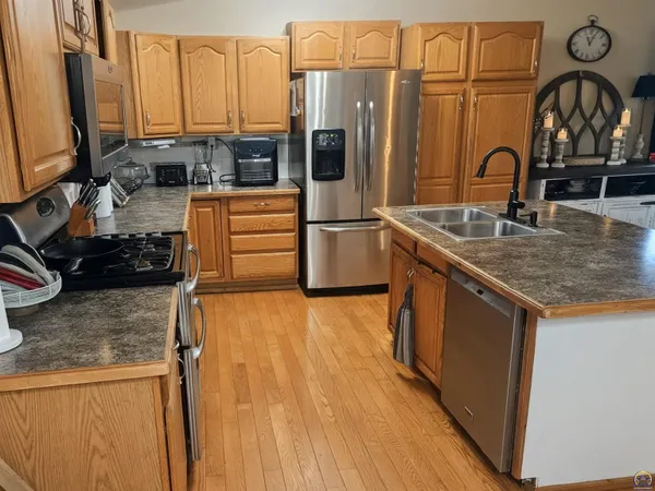 $389,000 | 251 Road 200, Emporia, KS 66801