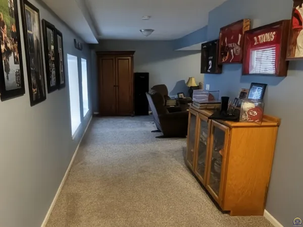 $389,000 | 251 Road 200, Emporia, KS 66801