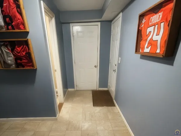 $389,000 | 251 Road 200, Emporia, KS 66801