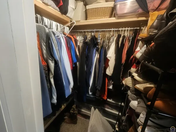 $389,000 | 251 Road 200, Emporia, KS 66801