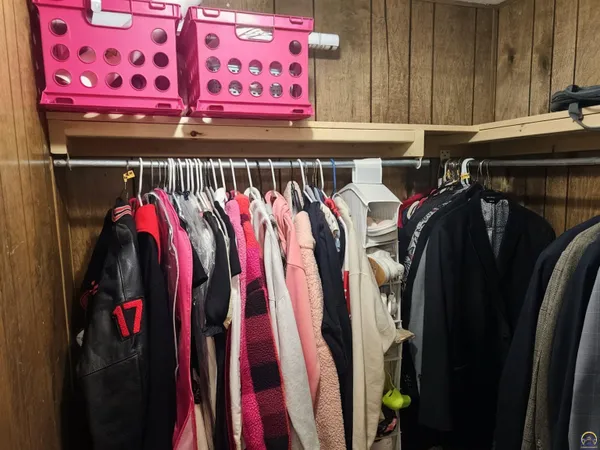 $389,000 | 251 Road 200, Emporia, KS 66801