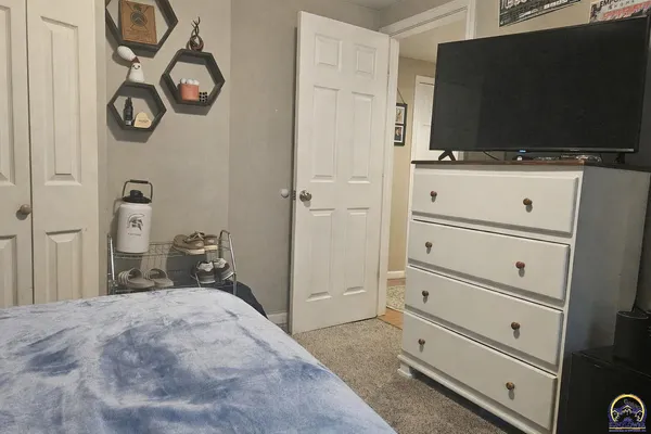 $389,000 | 251 Road 200, Emporia, KS 66801