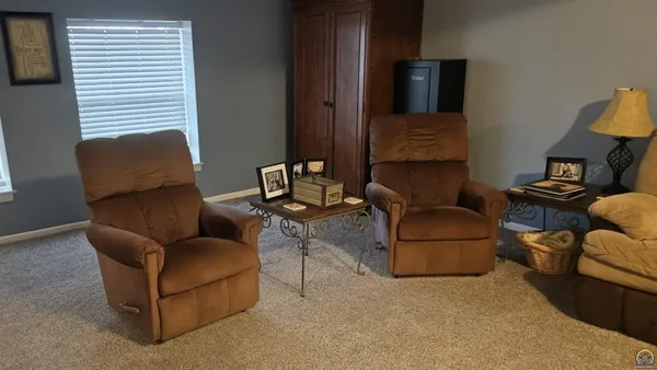 $389,000 | 251 Road 200, Emporia, KS 66801