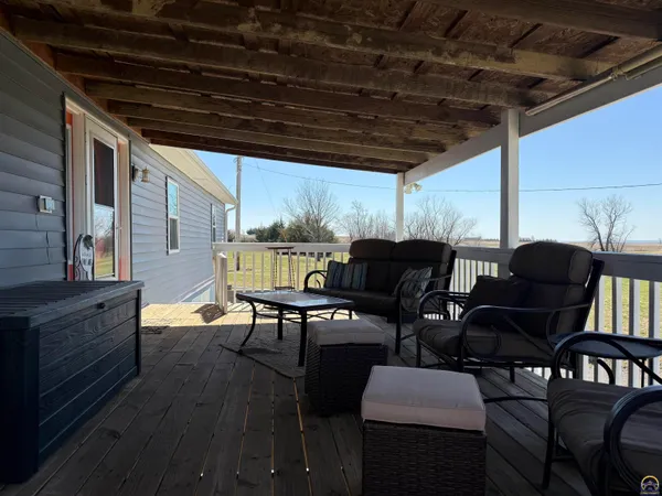 $389,000 | 251 Road 200, Emporia, KS 66801