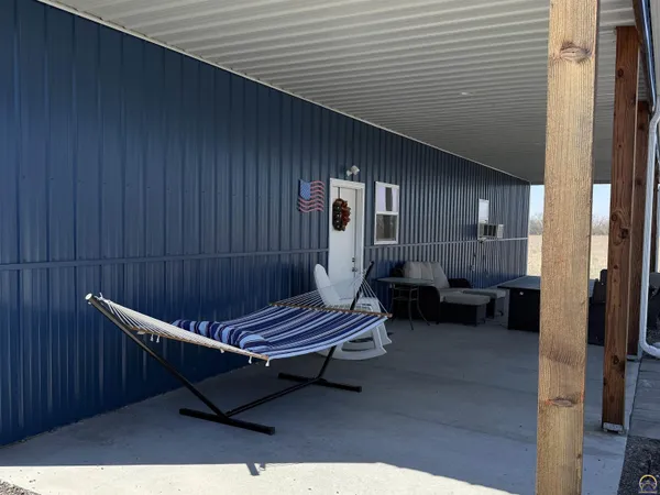 $389,000 | 251 Road 200, Emporia, KS 66801