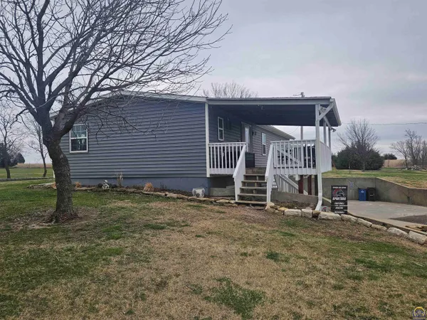 $389,000 | 251 Road 200, Emporia, KS 66801