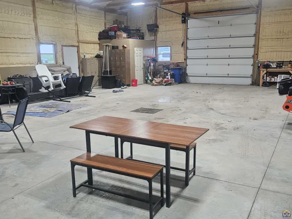 $389,000 | 251 Road 200, Emporia, KS 66801