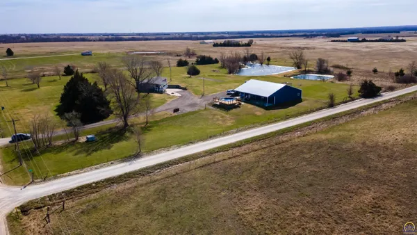 $389,000 | 251 Road 200, Emporia, KS 66801