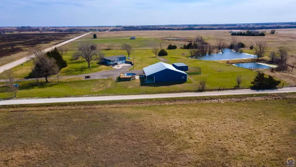 $389,000 | 251 Road 200, Emporia, KS 66801