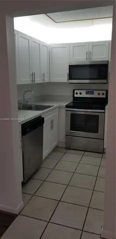 $1,450 | 1820 Southwest 81st Avenue, Unit 3305, North Lauderdale, FL 33068