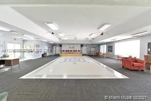 a view of a yard with plants