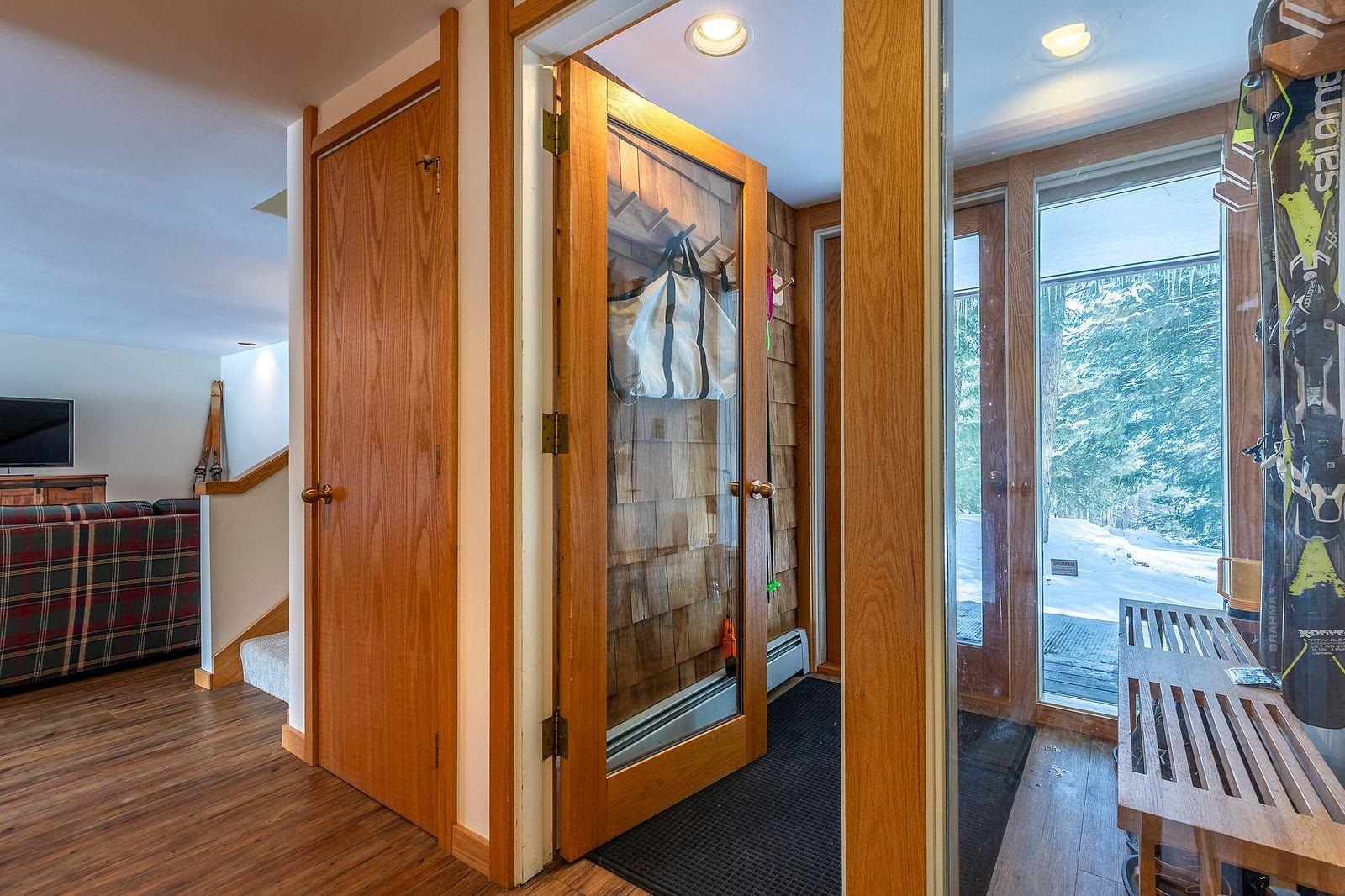 81 Pond View Road, Unit 81 Winhall, VT 05340 - Photo 16 of 39