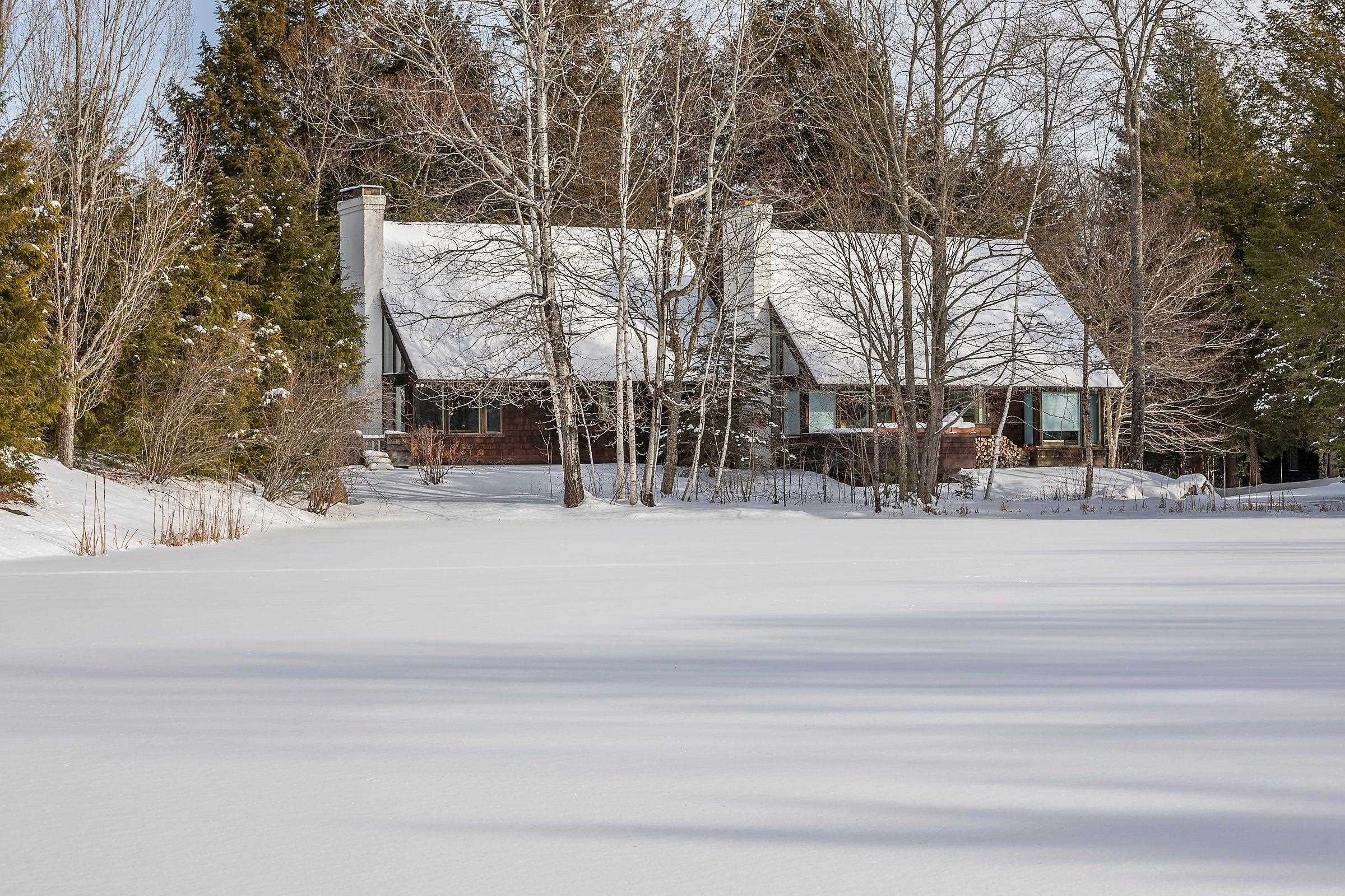 81 Pond View Road, Unit 81 Winhall, VT 05340 - Photo 5 of 39