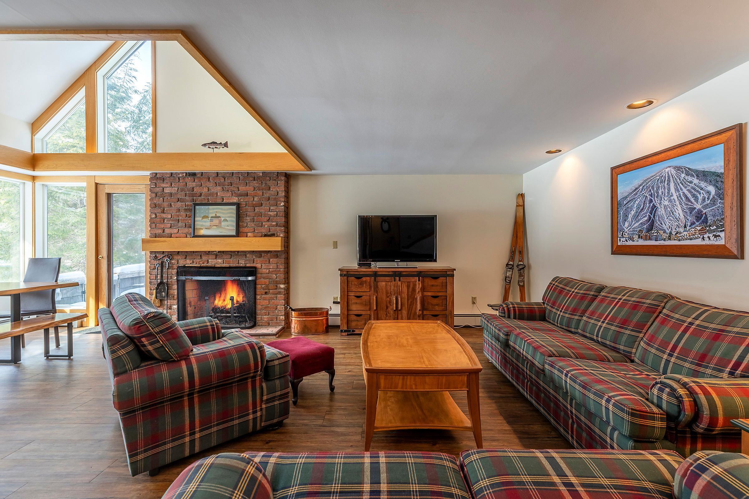81 Pond View Road, Unit 81 Winhall, VT 05340 - Photo 8 of 39