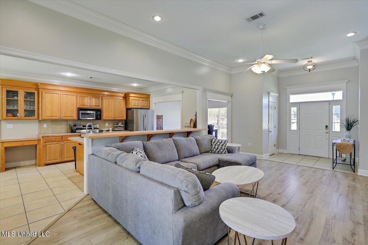 213 Pecan Circle Brandon, MS 39042 - Photo 7 of 31 09-213 Pecan Cir