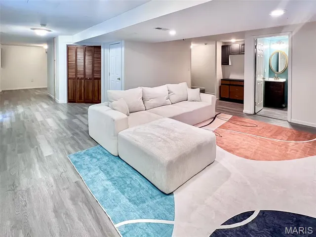 $385,000 | 202 Keeneland Court, Collinsville, IL 62234