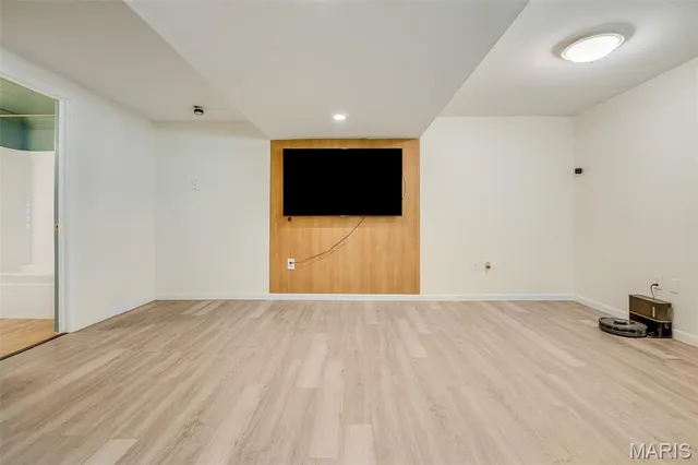 $385,000 | 202 Keeneland Court, Collinsville, IL 62234