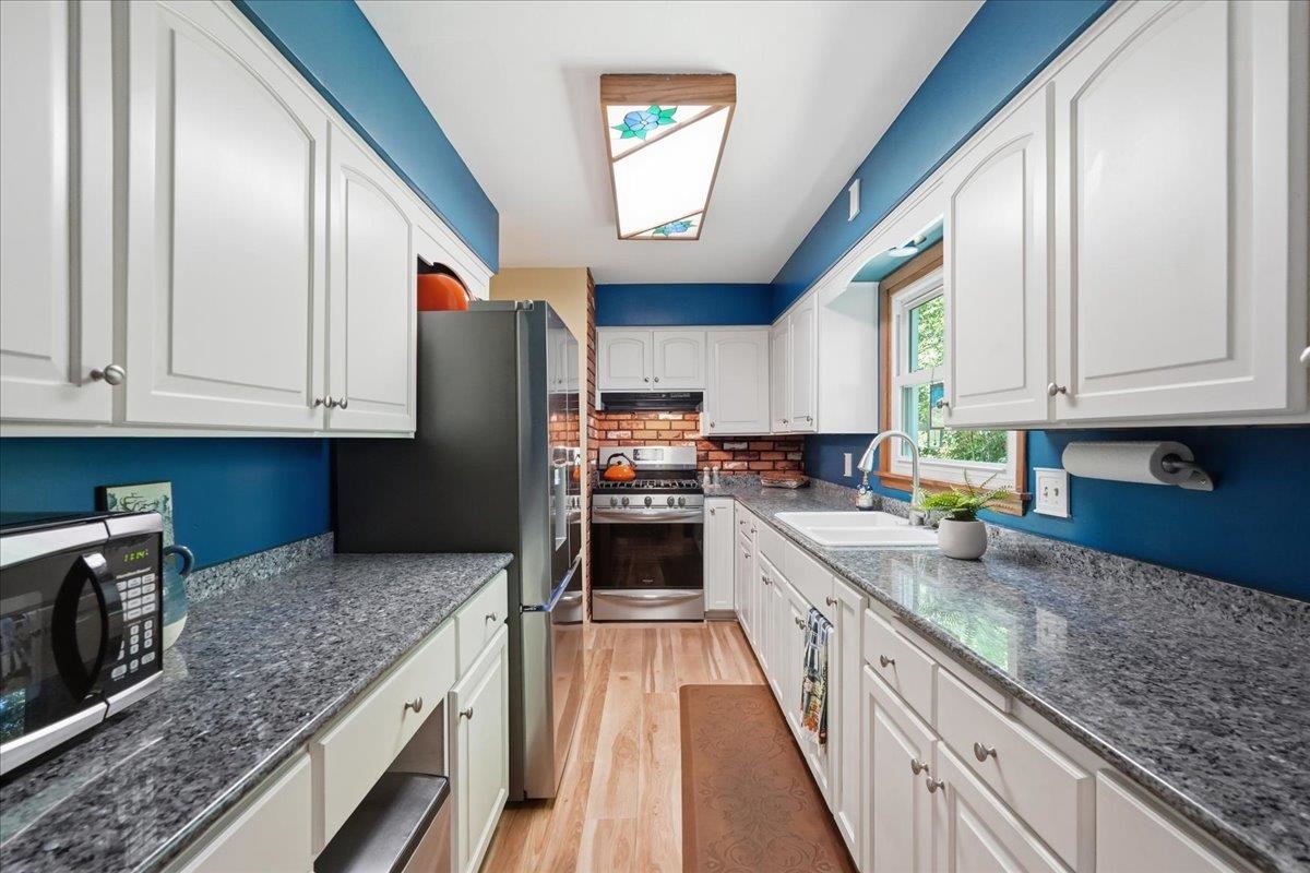 7062 Craig Lane Sun Prairie, WI 53590 - Photo 19 of 60