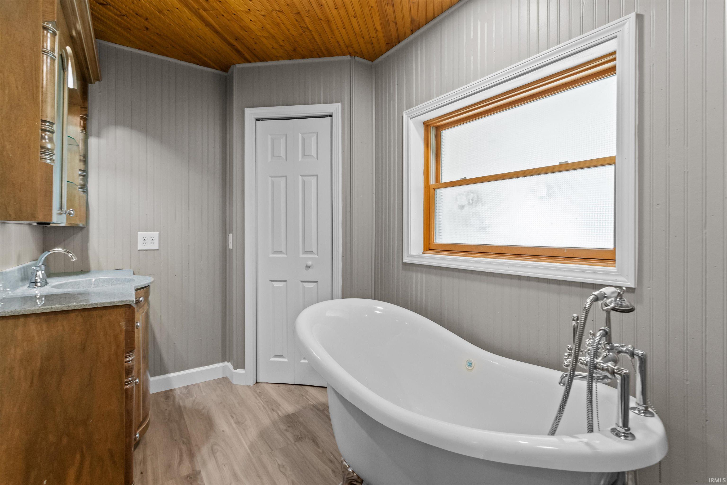 219 North Berkley Road Kokomo, IN 46901 - Photo 18 of 29